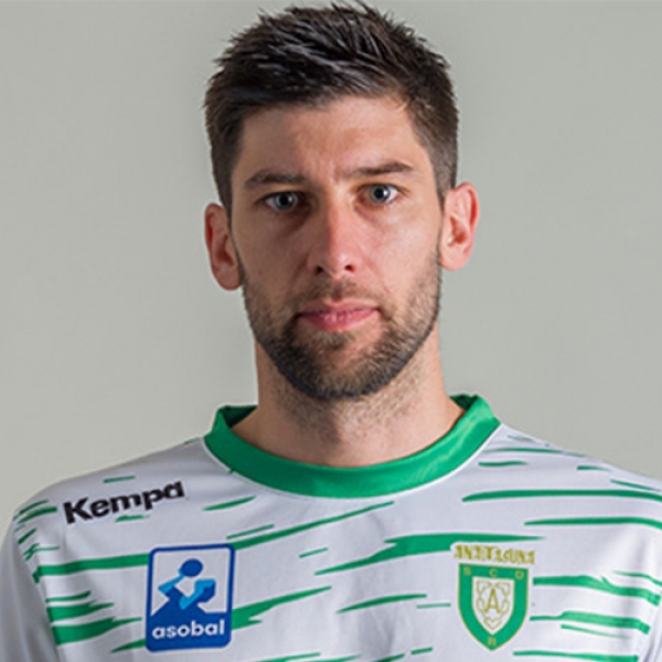 Ibai  Meoki Etxebeste