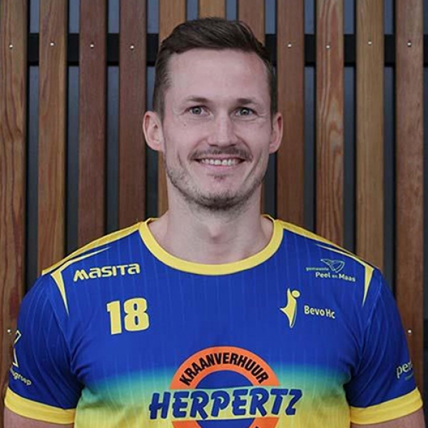 Jeroen  van den Beucken